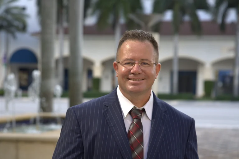Partner withdraws money from the business: what should the owner do in Florida